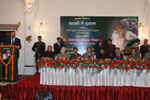 Launch hindi